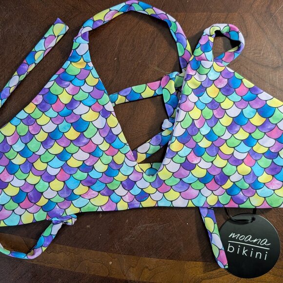Moana Bikini rainbow fish marlin top - Picture 2 of 4